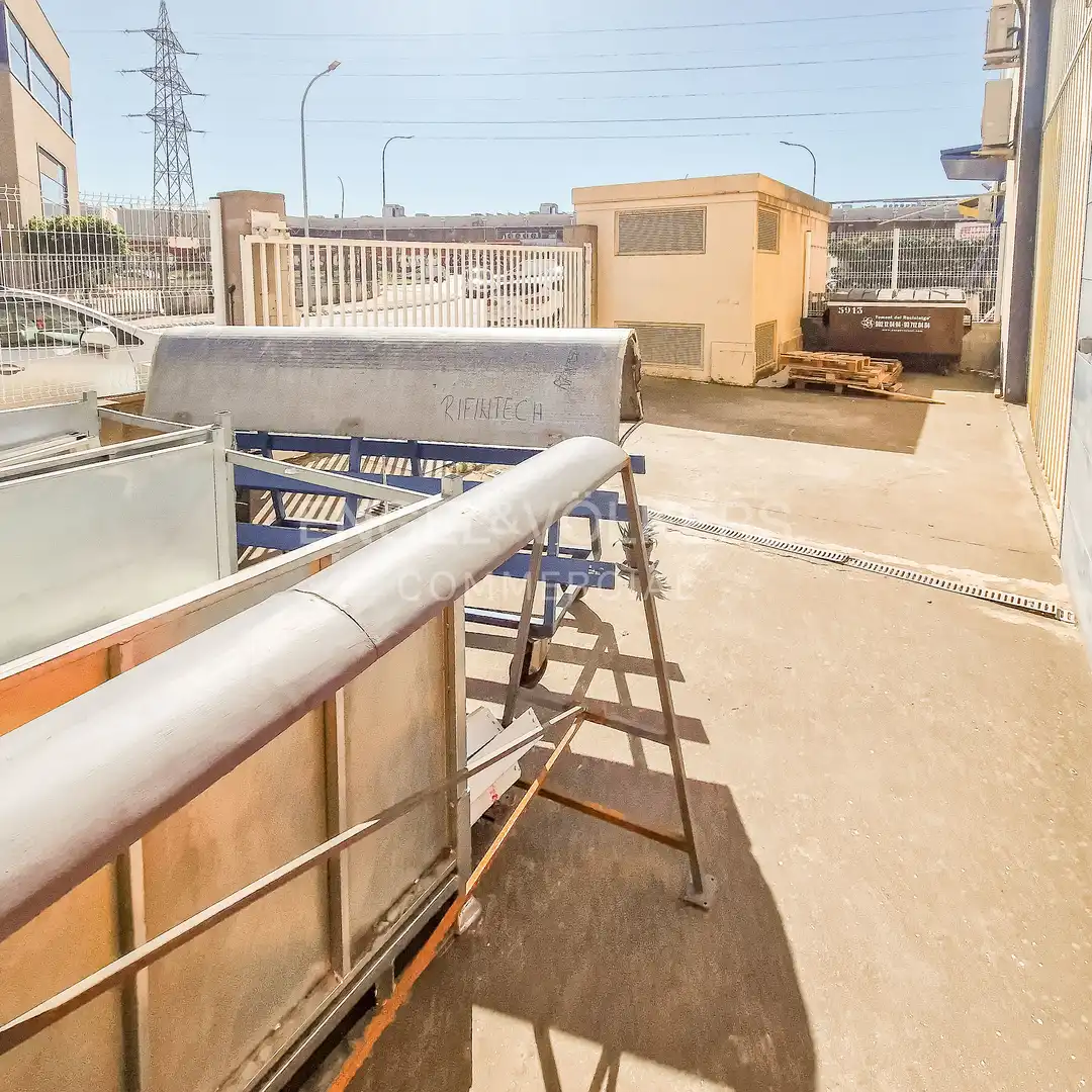 Terraza de Nave industrial de alquiler en Sant Boi de Llobregat