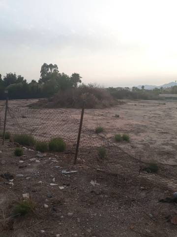 Terreno en Alquiler en Alzabares Alto 70, 1027 en Alzabares