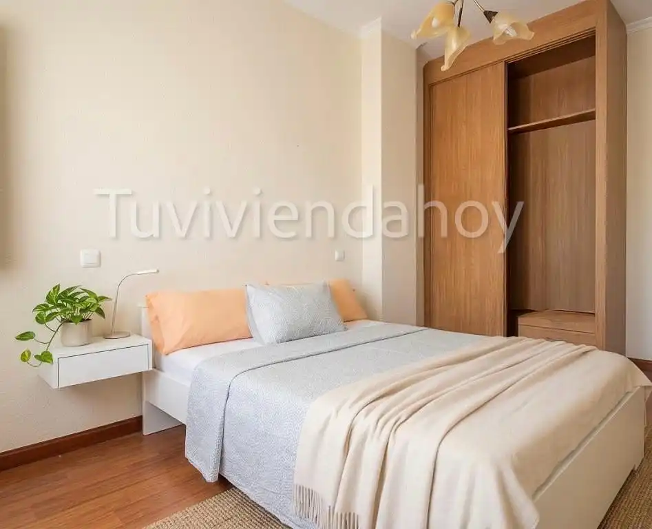Piso en venta en ZONA C/ TOLEDO, Centro