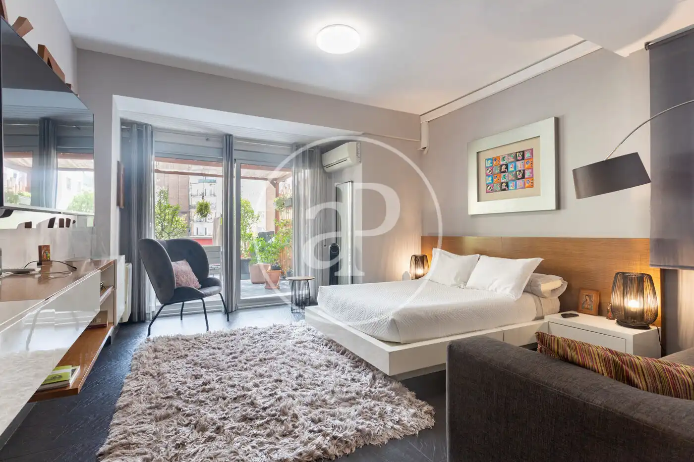 Bedroom of Flat for rent in Barcelona  with Air Conditioner, Heating and Private garden