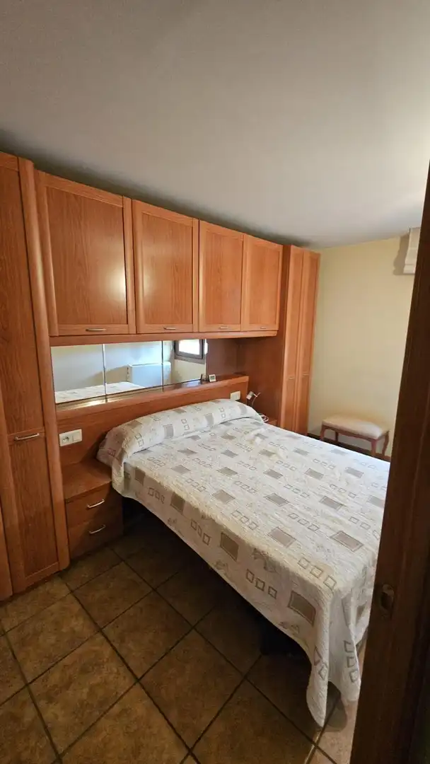 Habitación de Piso en venta en Tarazona con Calefacción y Amueblado