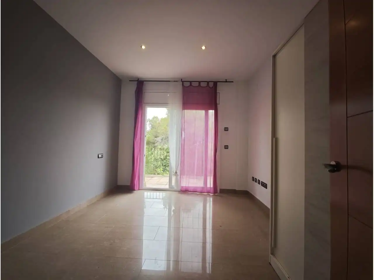 Habitación de Casa o chalet en venta en Blanes con Jardín privado, Terraza y Piscina