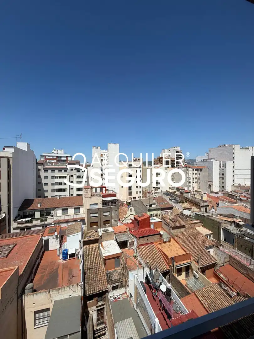 Vista exterior de Pis de lloguer en Castellón de la Plana / Castelló de la Plana amb Aire condicionat, Calefacció i Moblat