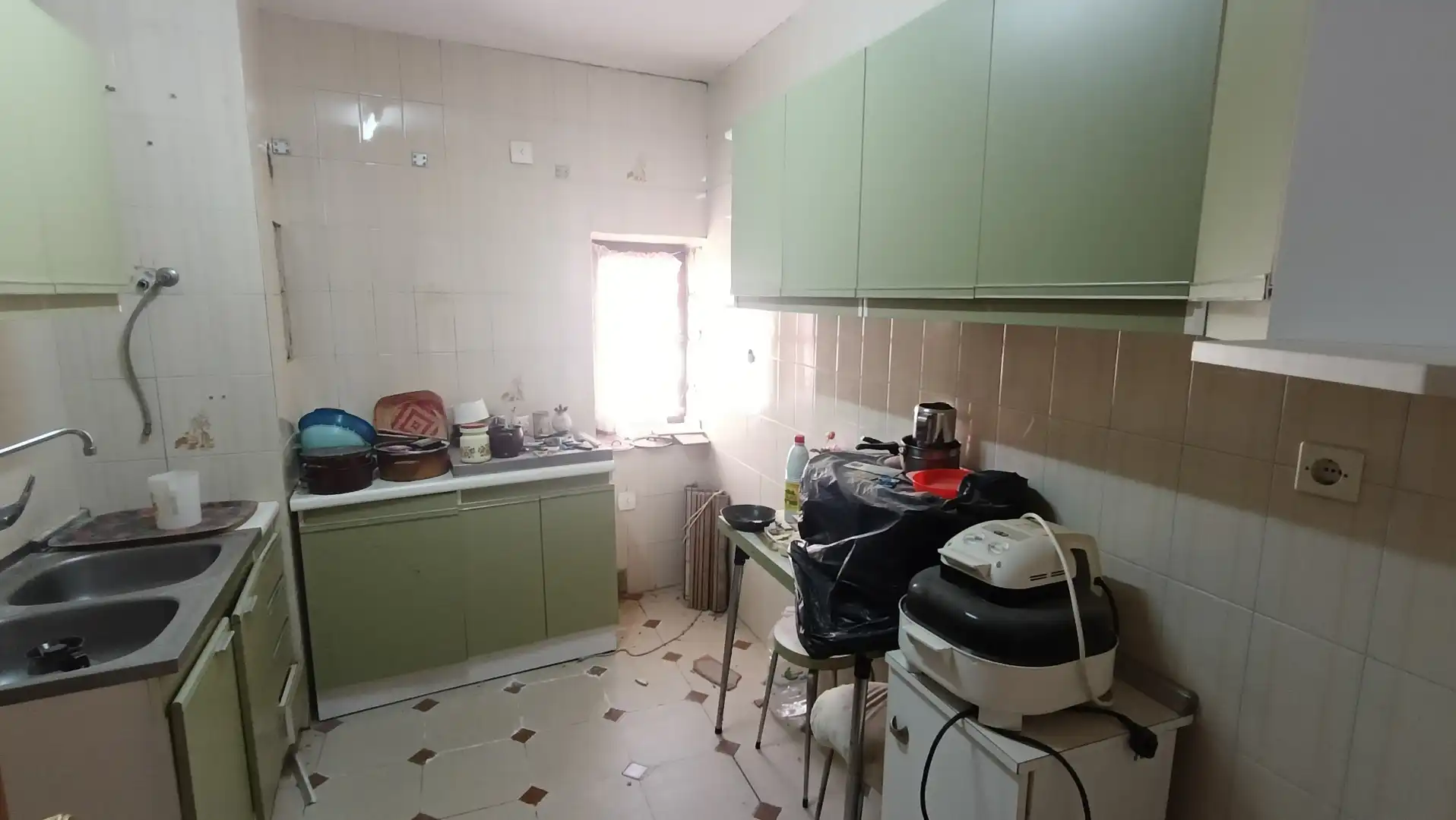 Cuina de Casa o xalet en venda en Lucillos amb Terrassa