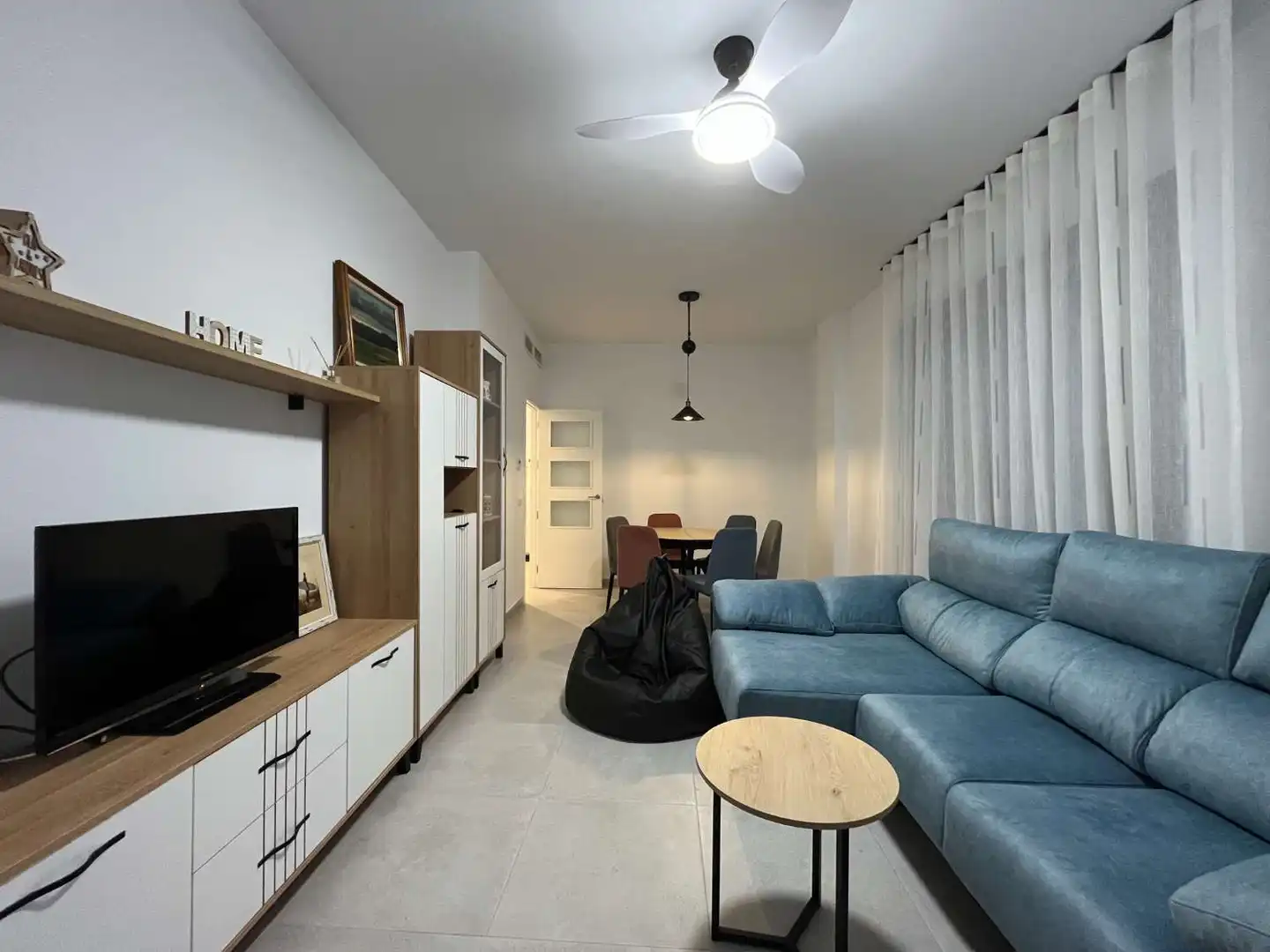 Wohnzimmer von Wohnungen zur Miete in Garrucha mit Klimaanlage, Heizung und Terrasse
