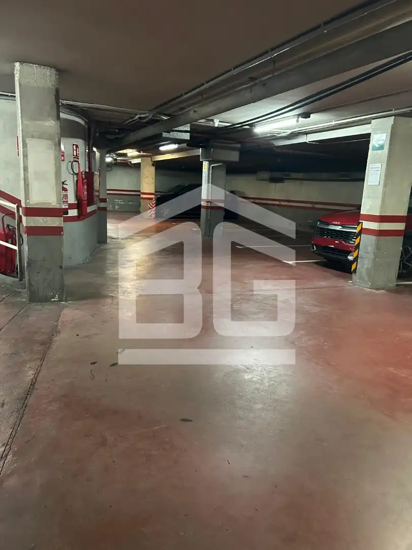 Parkplatz von Garage zur Miete in Sant Miquel