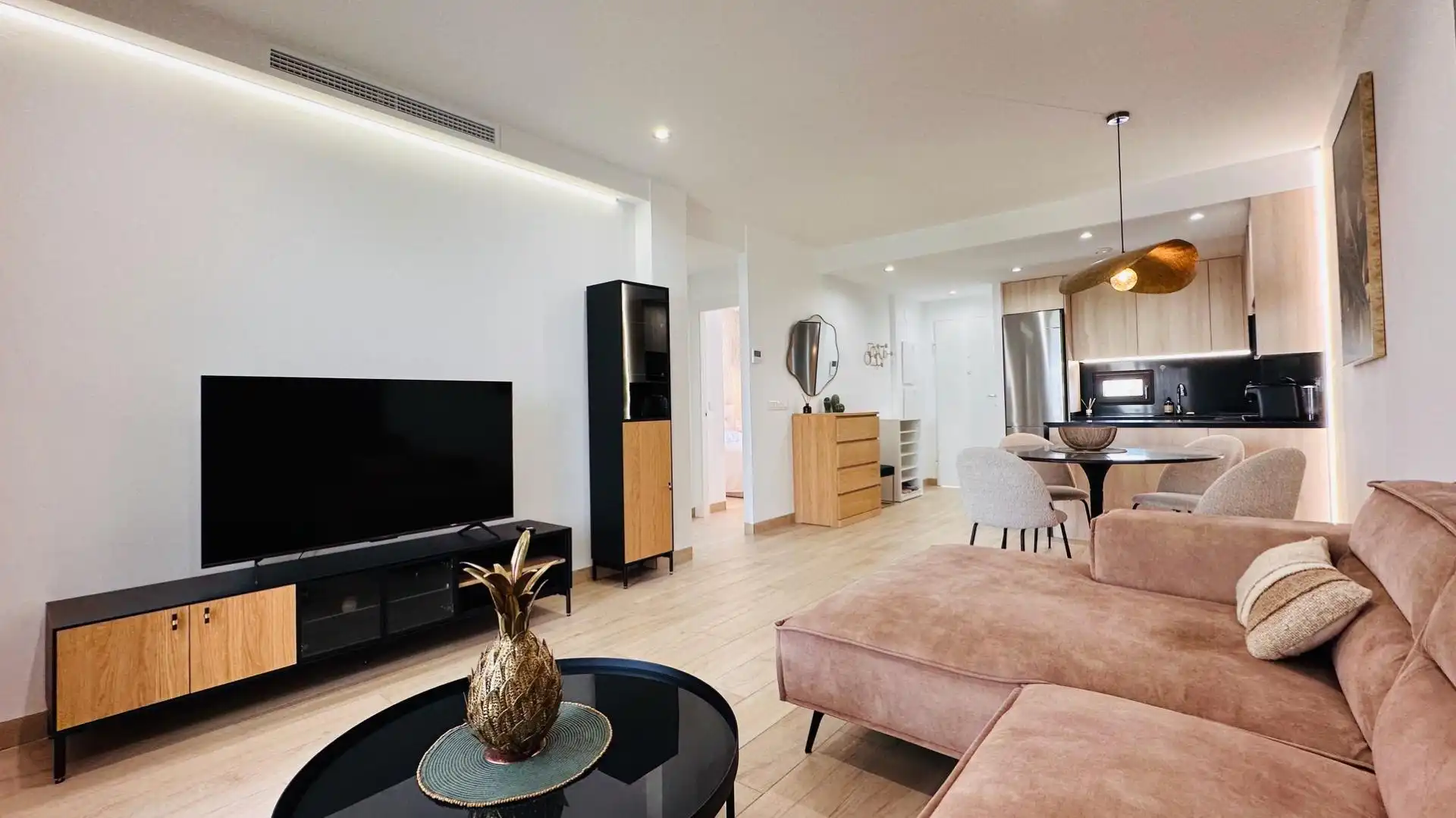 Apartament amb piscina de lloguer a Calle Ecuador 5