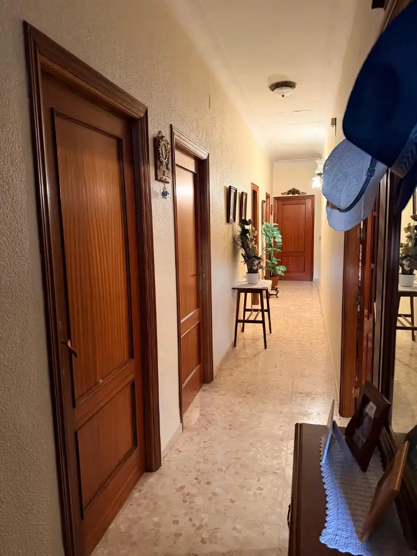 Casa adosada en venta en San Sebastián de los Ballesteros con Terraza y Amueblado