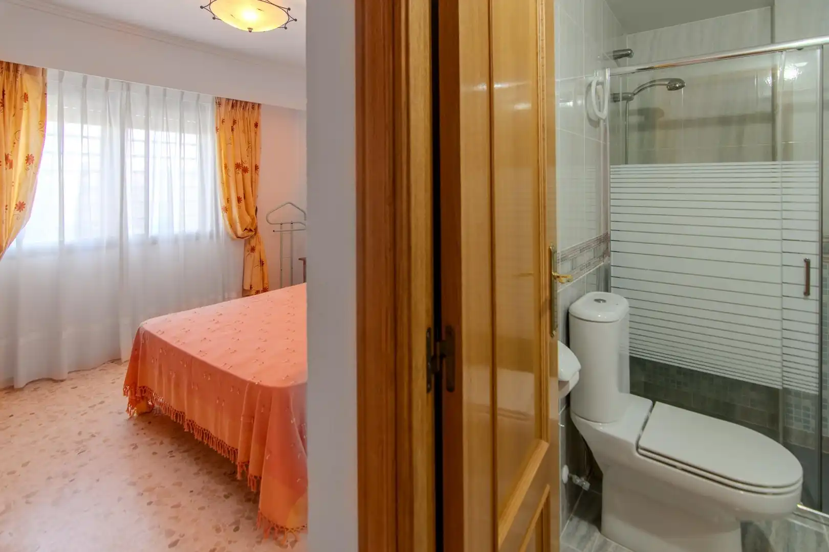 Habitación de Apartamento en venta en Gandia con Terraza y Piscina comunitaria