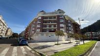 Exterior view of Planta baja for sale in Castro-Urdiales  with Heating
