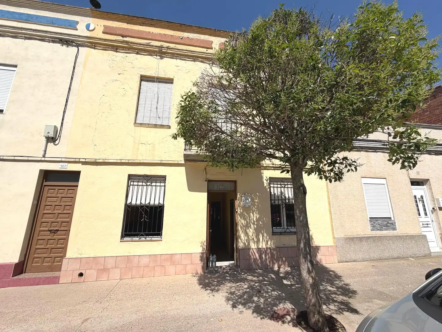 Vista exterior de Casa o chalet en venta en Alfarràs con Terraza, Amueblado y Balcón