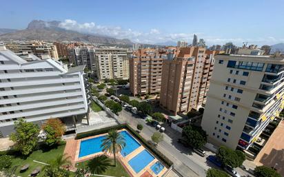 Vista exterior de Apartament en venda en Villajoyosa / La Vila Joiosa amb Aire condicionat, Jardí privat i Terrassa