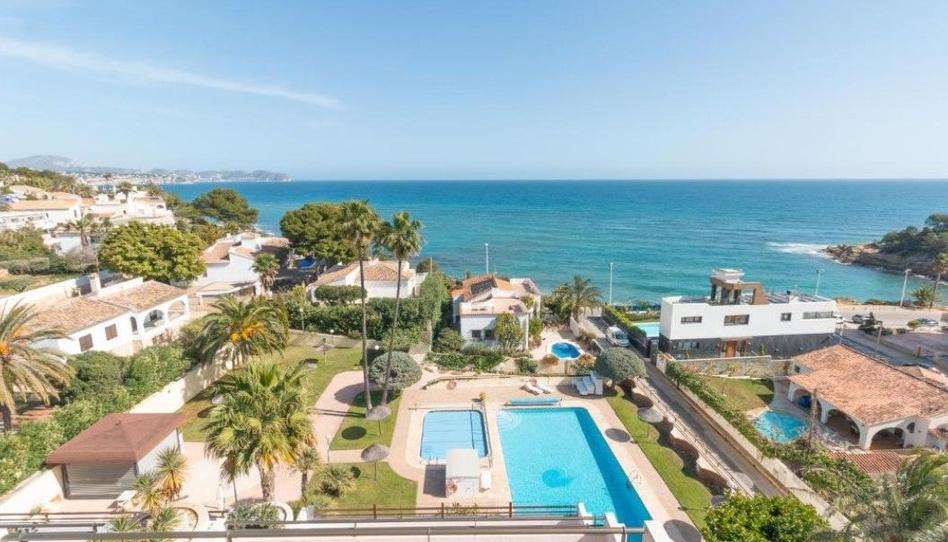 Foto 1 de Apartament en venda a La Caleta - La Calalga -  Les Bassetes, Alicante