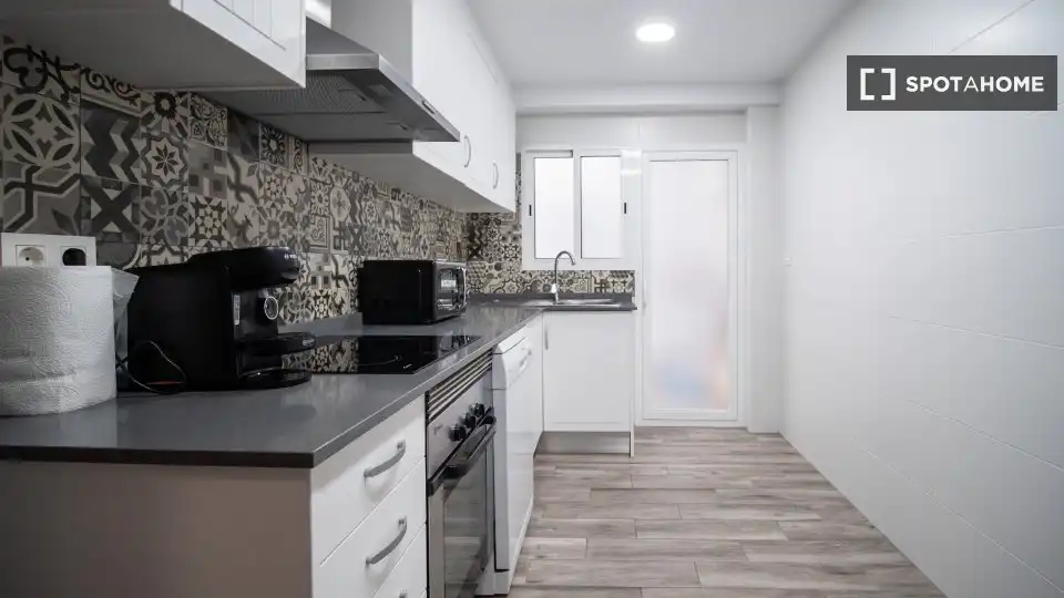 Piso con terraza en alquiler en Jesús, imagen 11