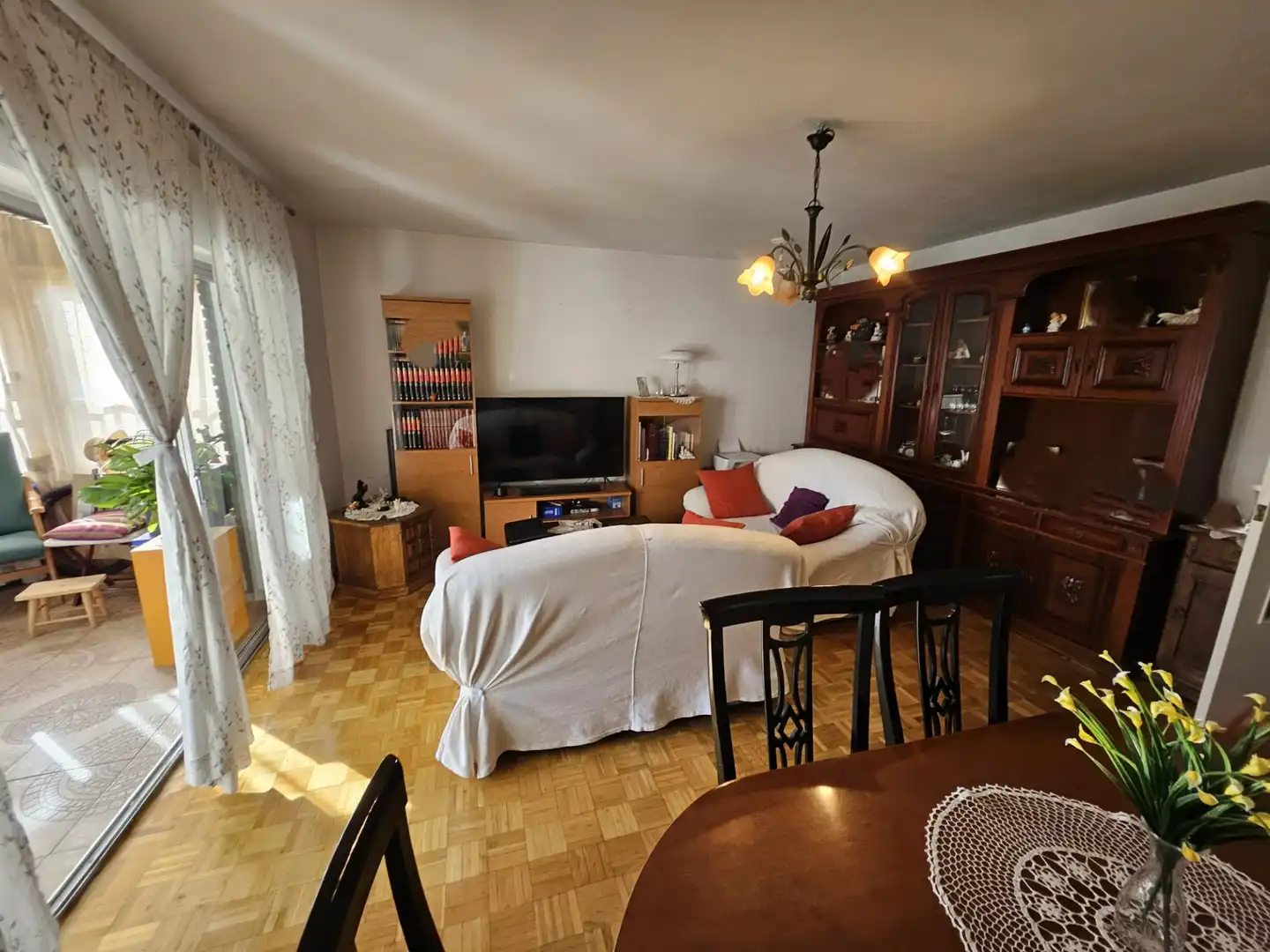 Sala de estar de Piso en venta en Alcalá de Henares con Calefacción, Parquet y Terraza