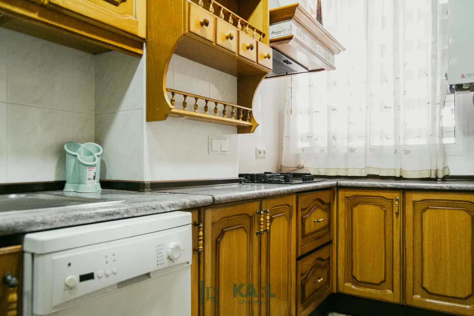 Cocina de Piso de alquiler en Málaga con Aire acondicionado, Calefacción y Jardín privado
