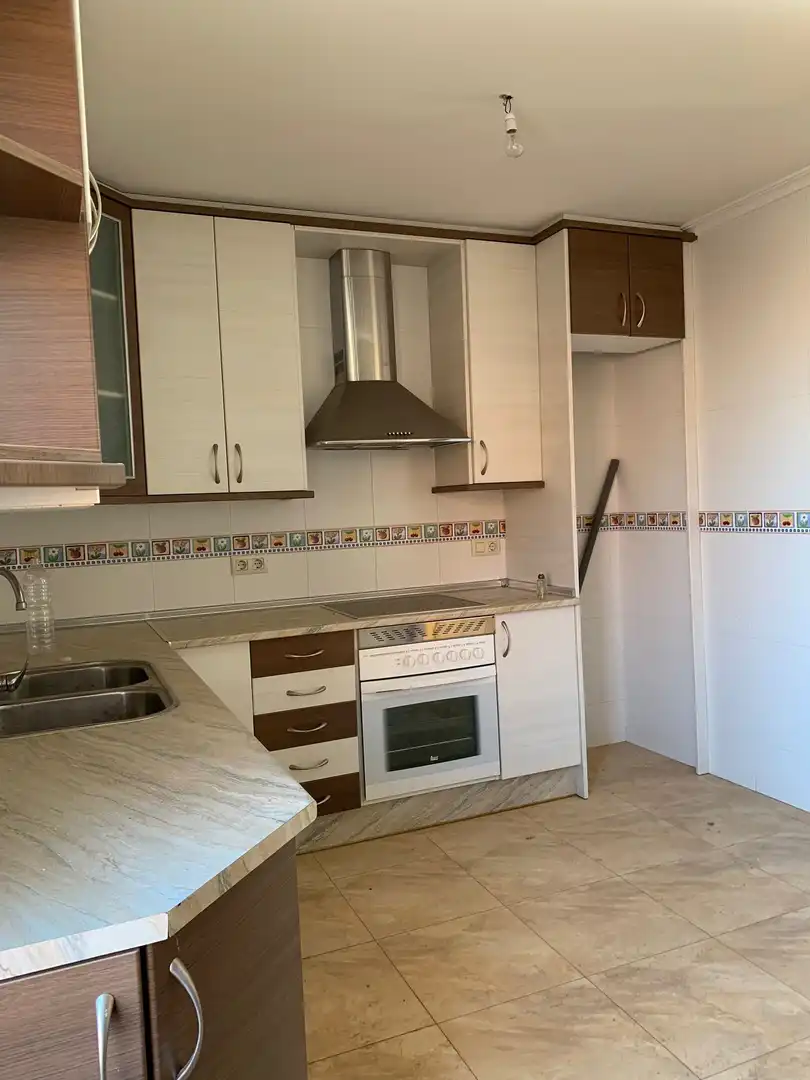 Cocina de Ático en venta en San Clemente con Aire acondicionado, Calefacción y Terraza