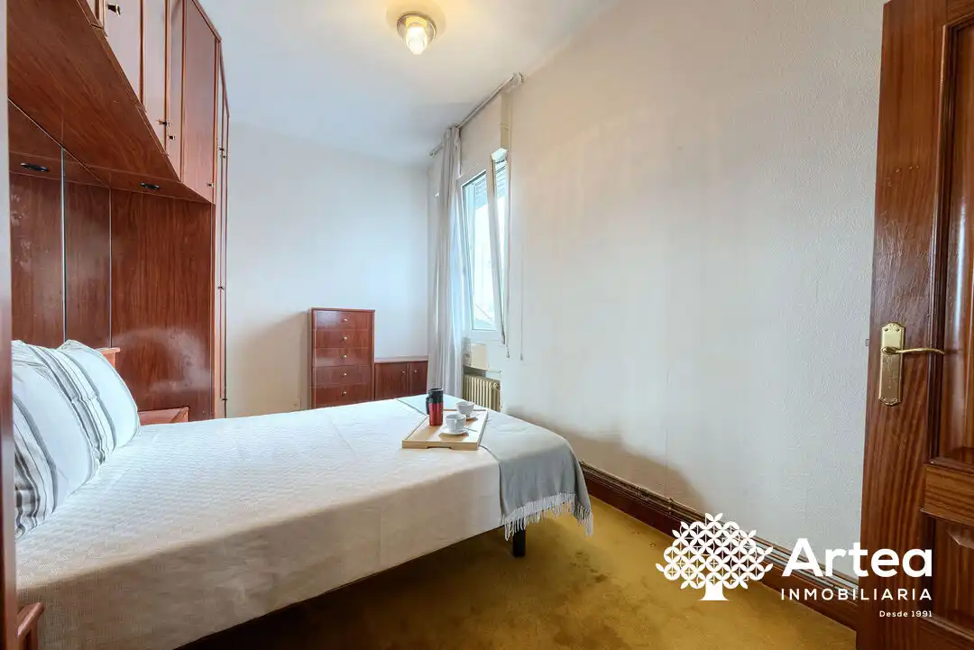Bedroom of Flat for sale in Bilbao   with Heating