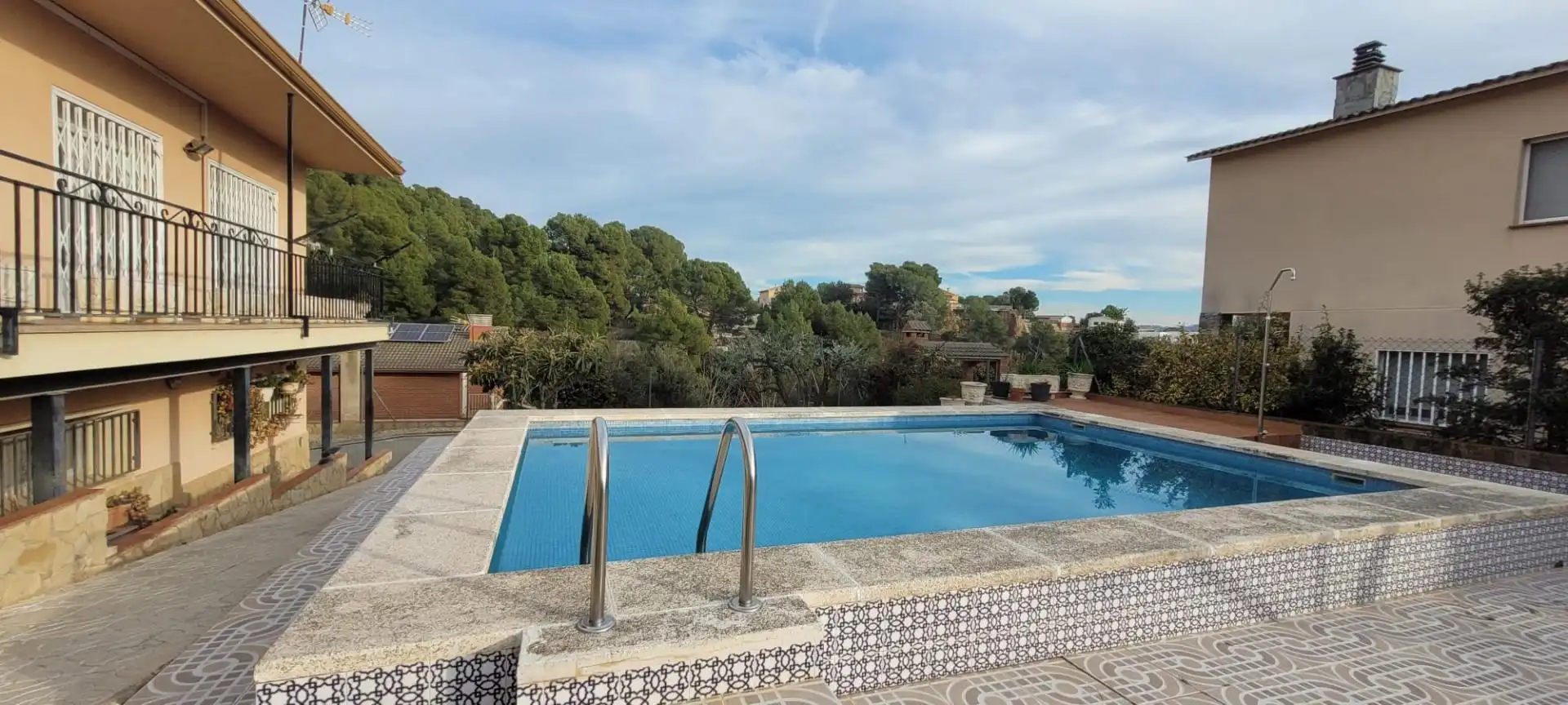 Piscina de Casa o xalet en venda en Viladecavalls amb Calefacció, Terrassa i Traster