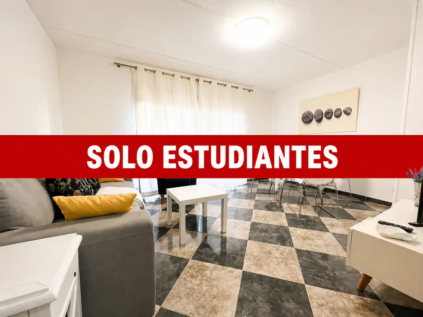 Vista exterior de Piso de alquiler en Cerdanyola del Vallès con Calefacción, Amueblado y Horno