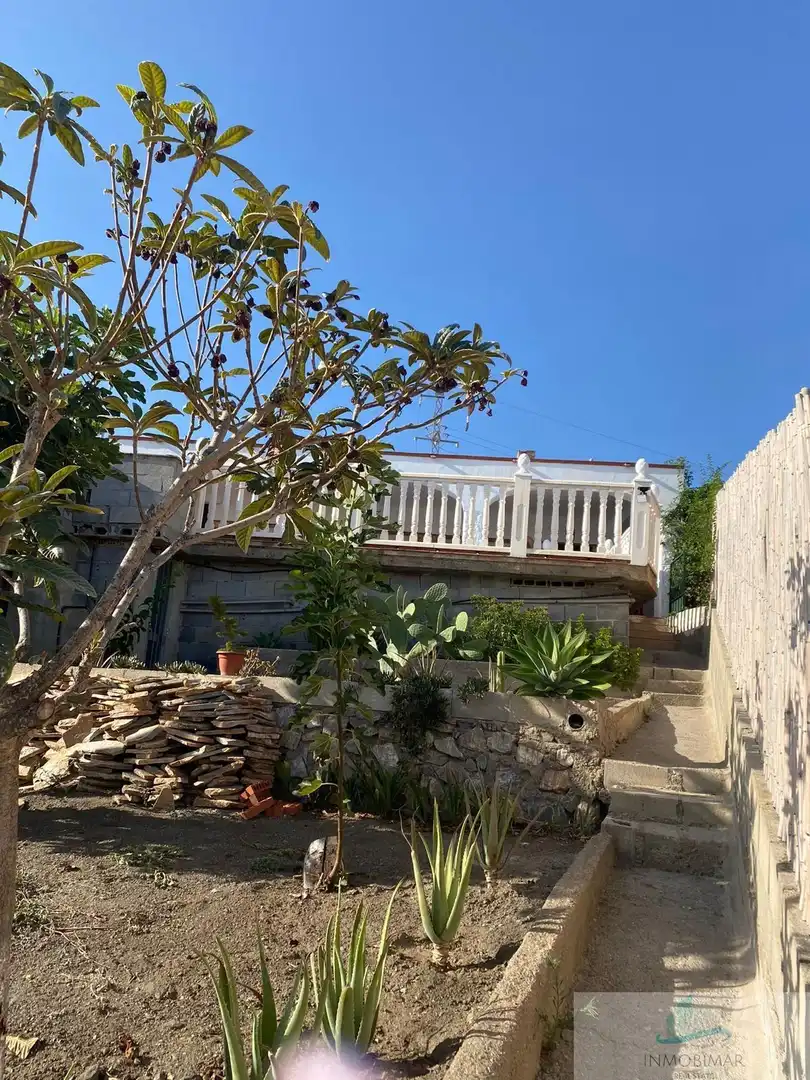 Vista exterior de Finca rústica en venda en Salobreña amb Terrassa i Piscina