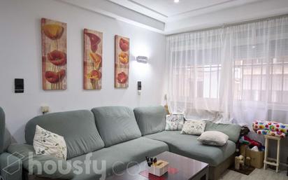 Living room of Flat for sale in Puertollano  with Air Conditioner, Heating and Balcony