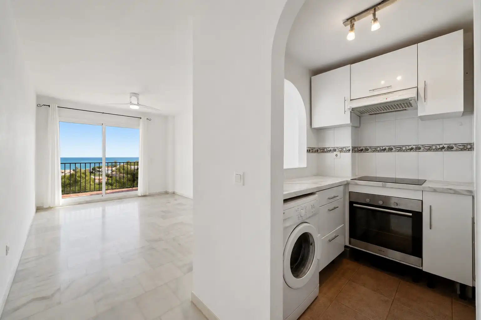 Kitchen of Attic for sale in Mijas  with Air Conditioner, Terrace and Swimming Pool