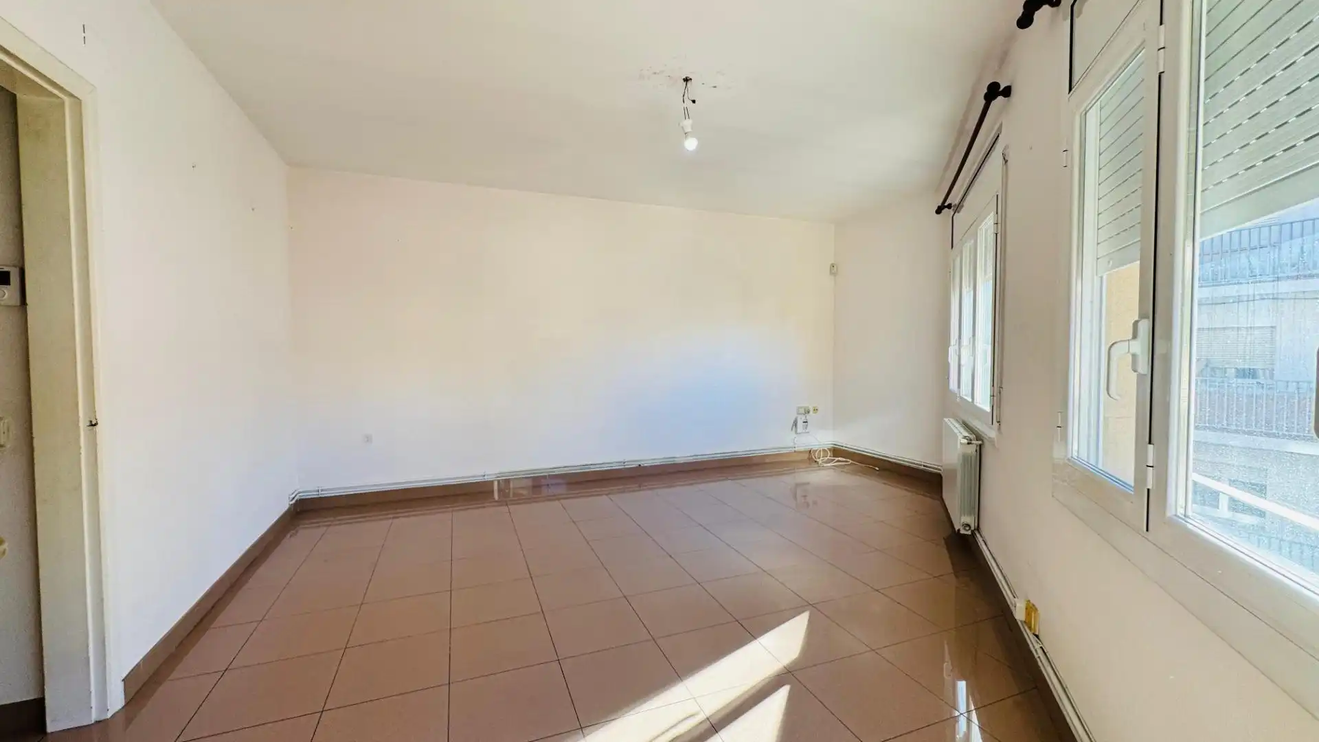 Flat for sale in Vilafranca del Penedès  with Heating, Balcony and Alarm