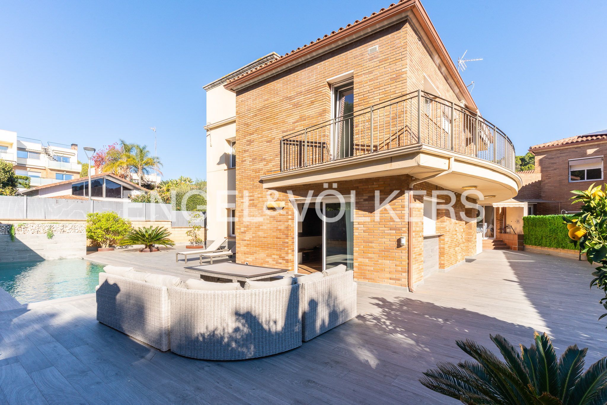 Vista exterior de Casa o chalet en venta en Canet de Mar con Aire acondicionado, Calefacción y Jardín privado