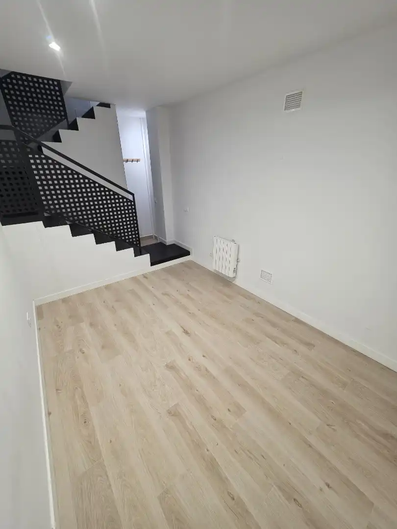 Flat for rent in Madrid  with Heating