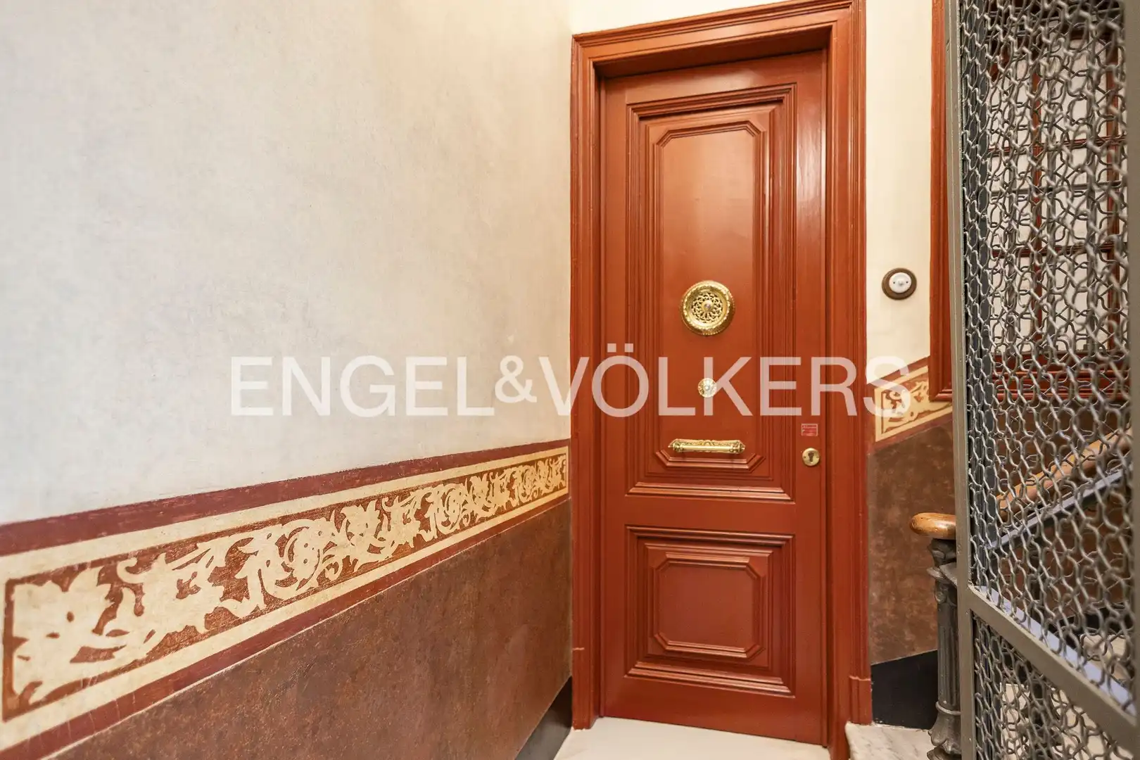 Flat for sale in Barcelona  with Air Conditioner, Heating and Parquet flooring