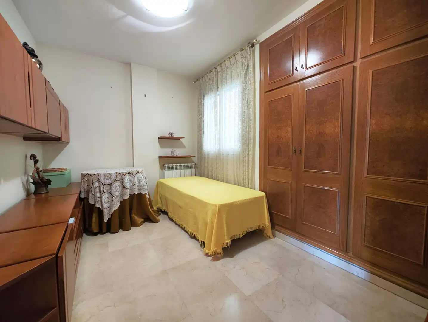 Habitación de Piso en venta en Terrassa con Aire acondicionado, Calefacción y Balcón