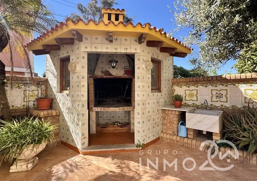 Jardín de Casa adosada en venta en Sueca con Aire acondicionado, Calefacción y Jardín privado