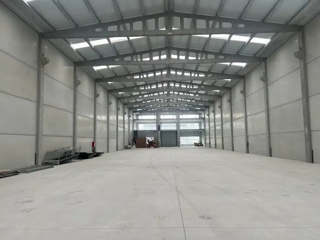 Nave industrial in affitto a Carballo