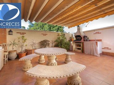 Casa amb jardí en venda a Alfonso XIII