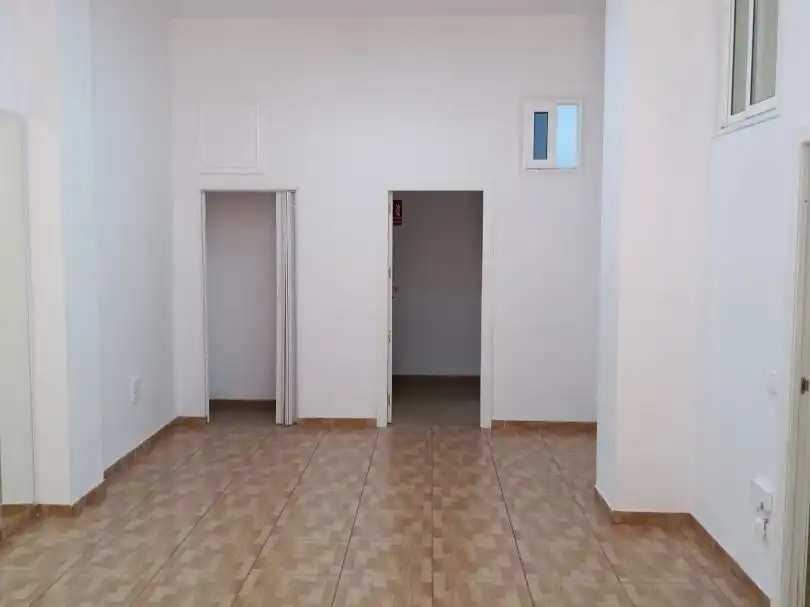 Local en venta en Arona con Aire acondicionado y Alarma