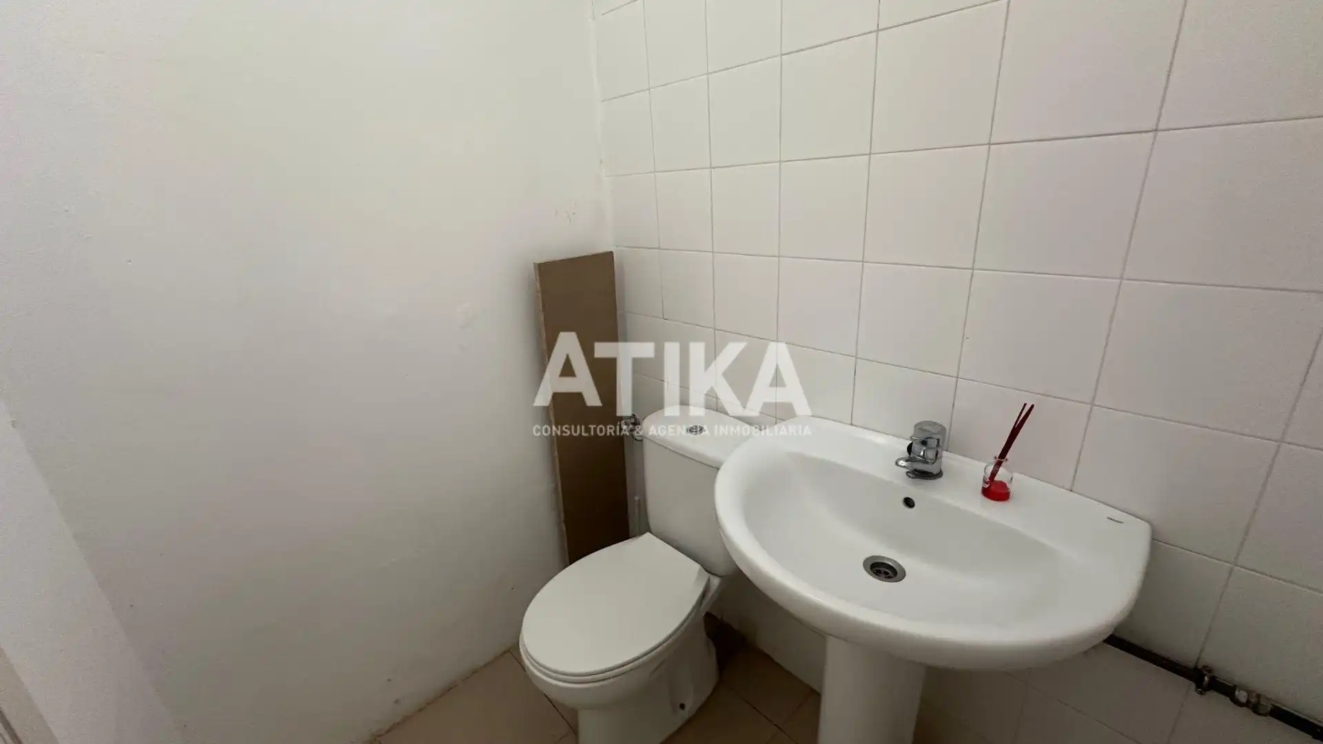 Business premises to rent in Sant Josep - Zona Hospital, imagen 11