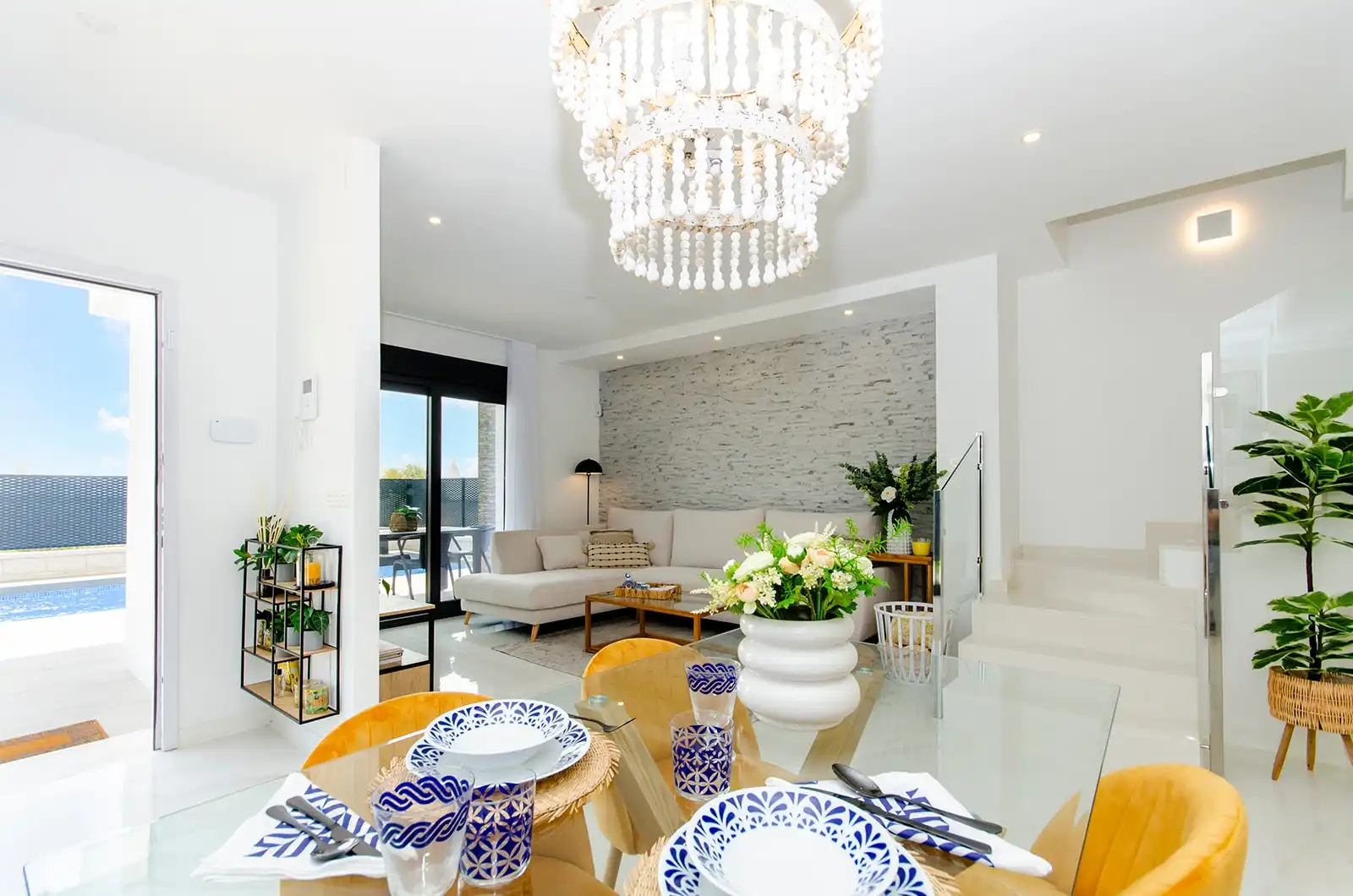 Casa adosada en venta en Calle Melocotonero, Desamparados - Hurchillo - Torremendo