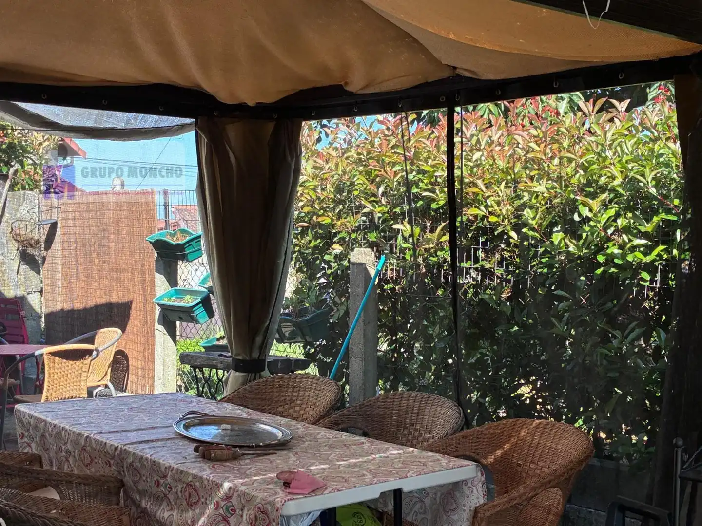 Terraza de Casa adosada en venta en Allariz con Calefacción, Jardín privado y Amueblado