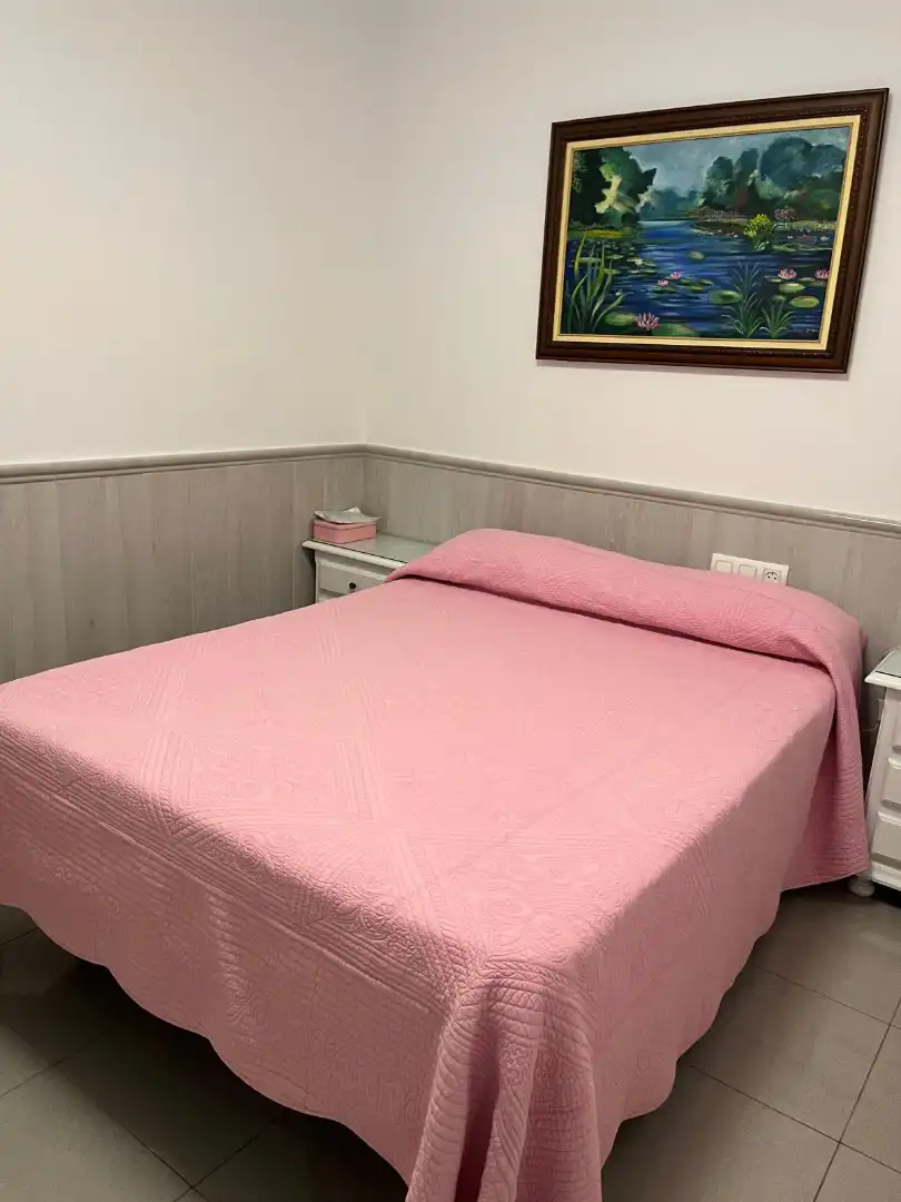 Habitación de Piso en venta en La Carlota con Aire acondicionado, Trastero y Amueblado