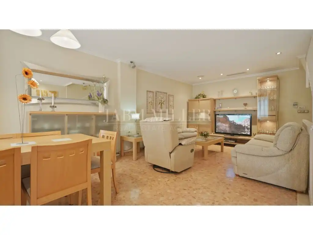 Sala de estar de Casa o chalet en venta en Elche / Elx con Aire acondicionado, Calefacción y Jardín privado