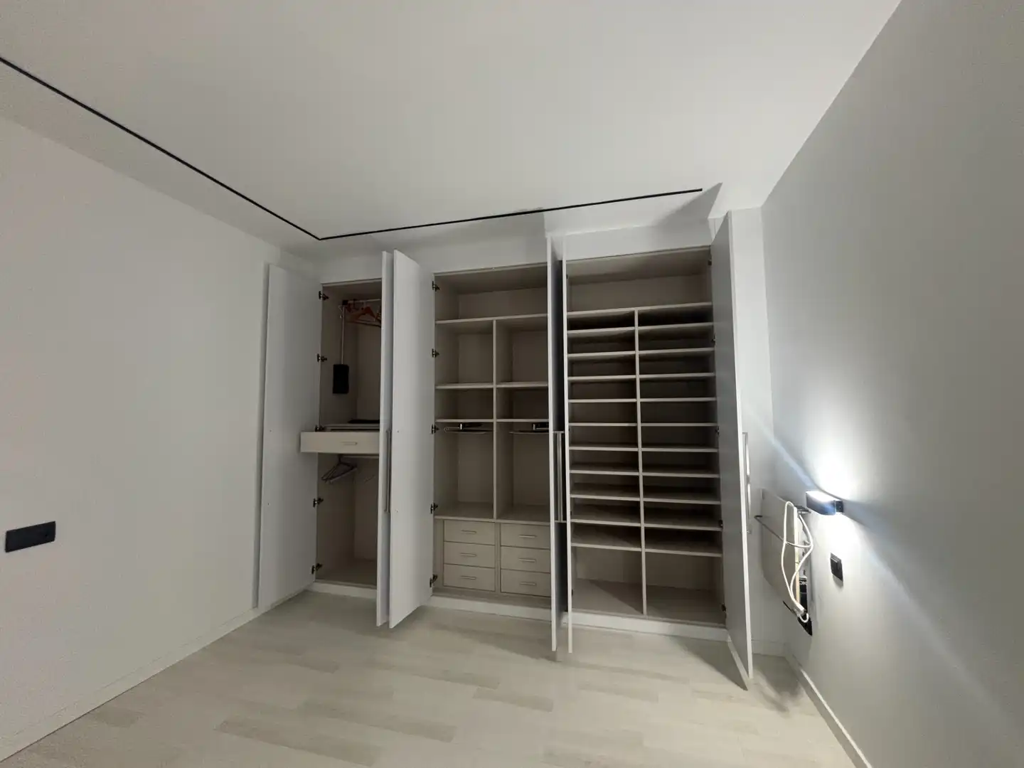Bedroom of Apartments for rent in Vigo   with Heating, Oven and Washing machine