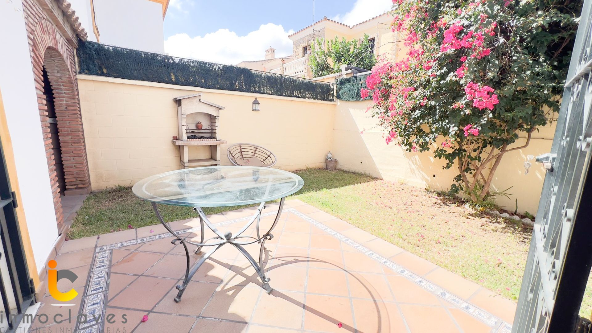 Garden of Single-family semi-detached for sale in Algeciras  with Storage room