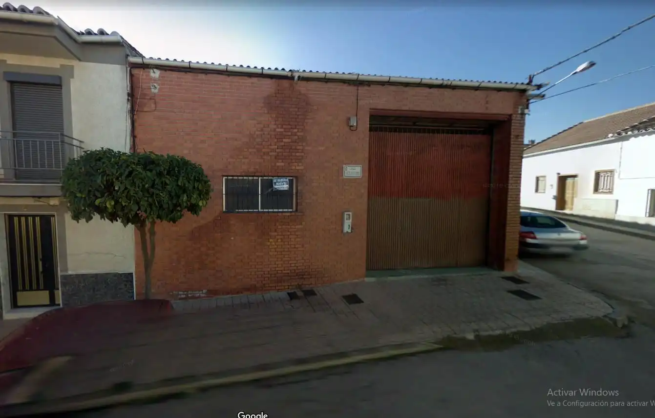 Local comercial en alquiler en Mengíbar, imagen 2