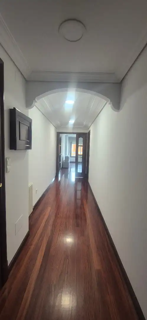 Flat for rent in Vigo   with Heating, Parquet flooring and Storage room