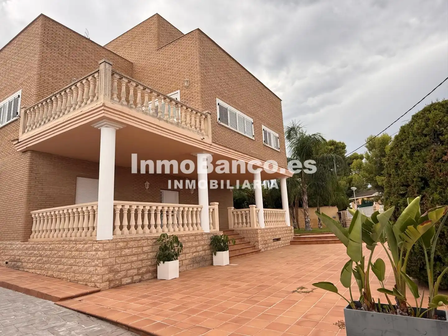 Villa mit Pool zum Verkauf in Avenida del Rio Turia 587, imagen 5