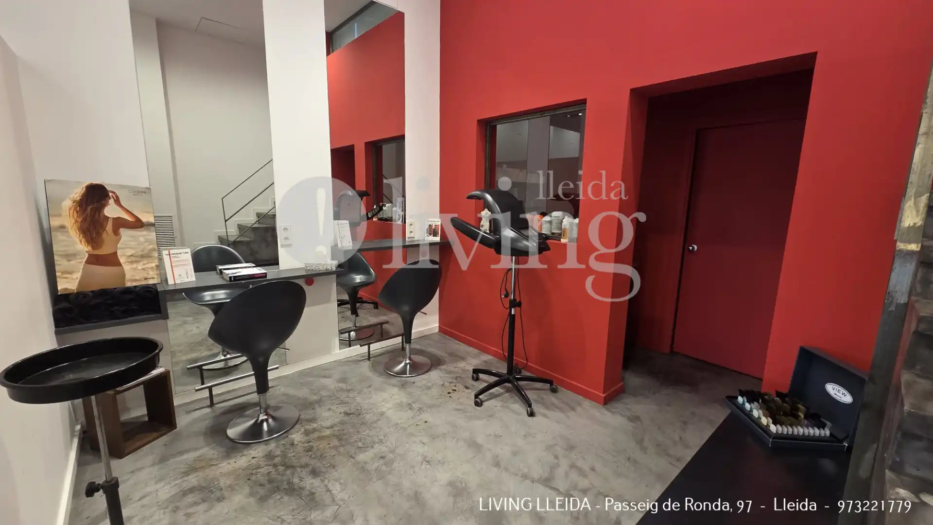 Sala d'estar de Local de lloguer en Lleida amb Aire condicionat, Calefacció i Moblat