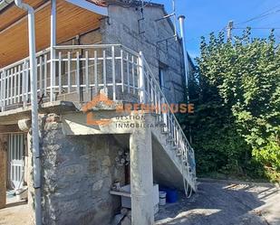 Exterior view of House or chalet for sale in O Irixo  with Terrace and Balcony