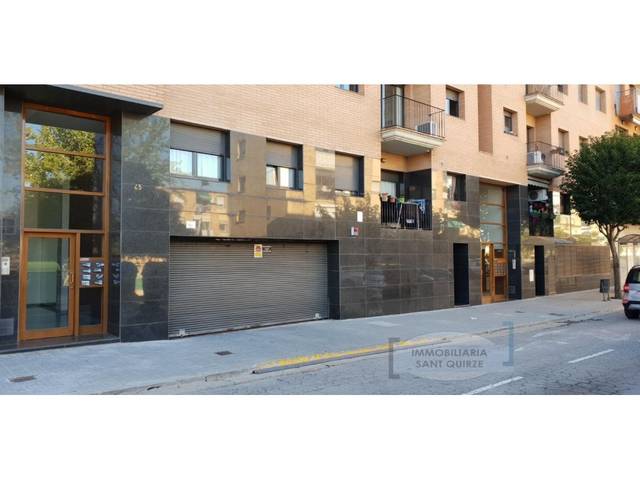 Garaje en Alquiler en Avinguda Pau Casals, 45 en Centre