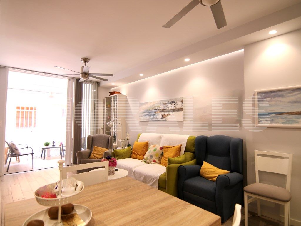 Sala d'estar de Apartament en venda en Mazarrón amb Balcó